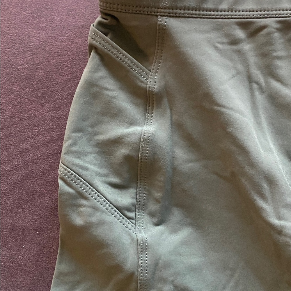 Tracksmith EUC Lane 5 Size Medium Shorts - Picture 5 of 9